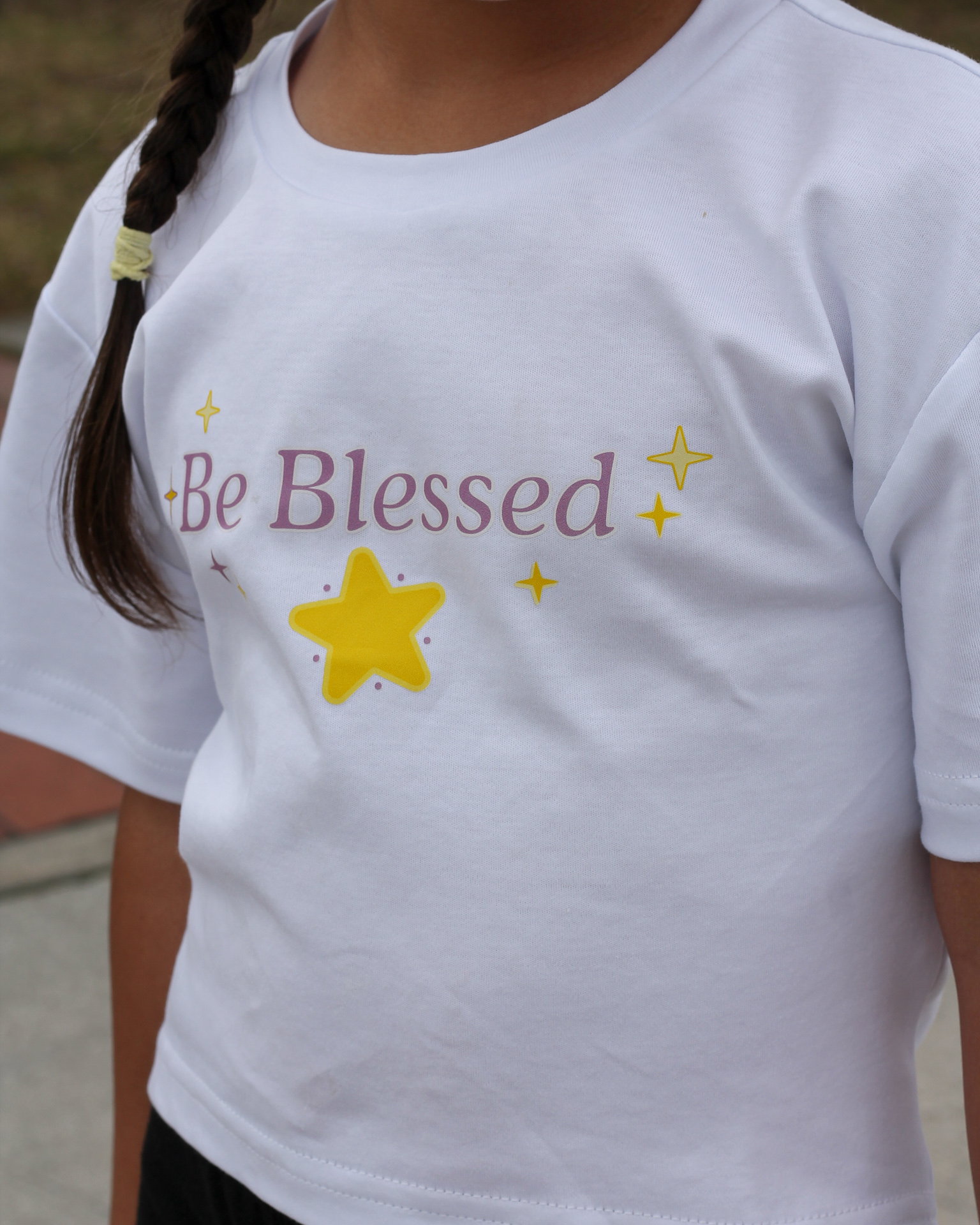Camiseta Murcielago Be Blessed para niñas, tallas 4 a 6 Blanco