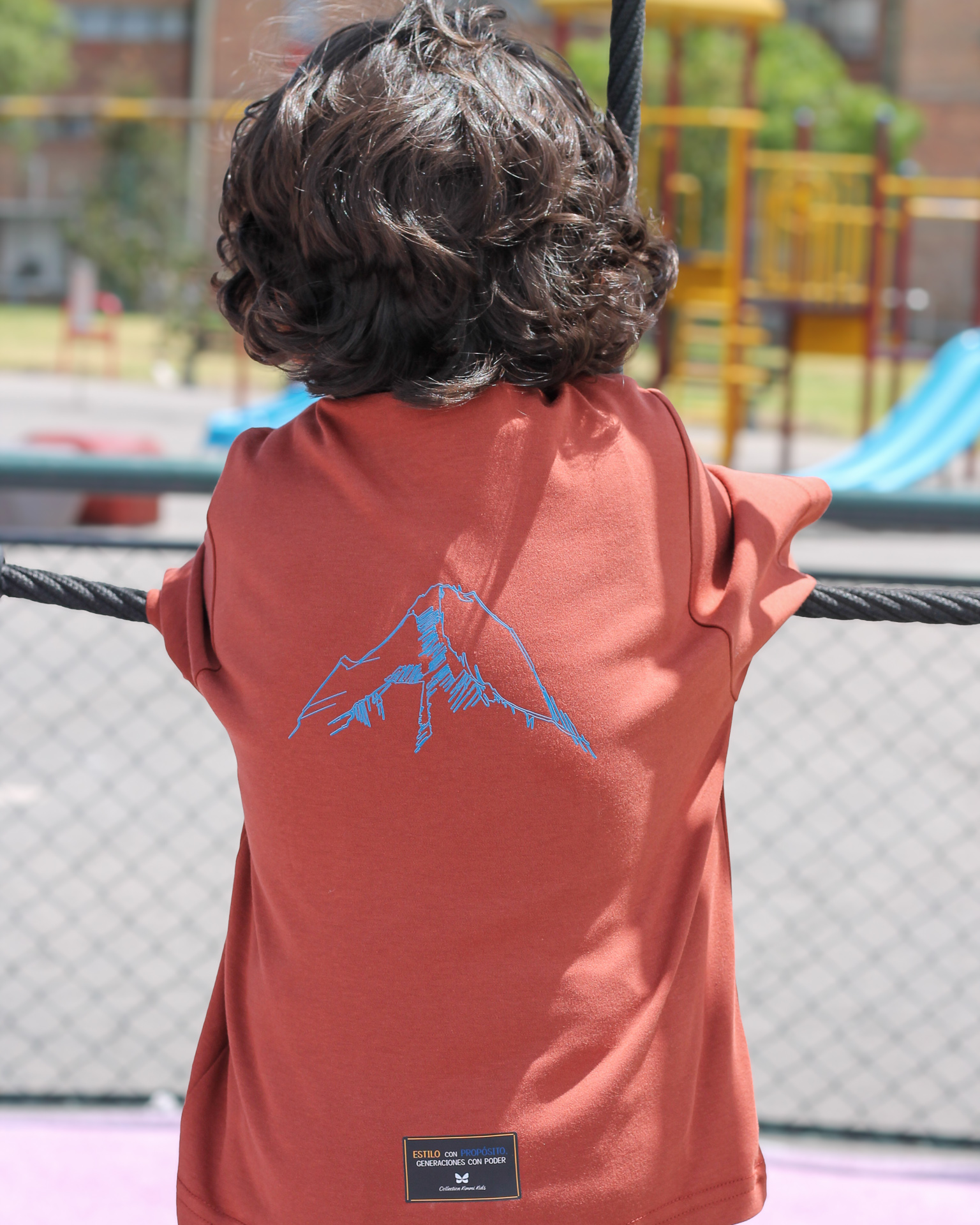 Camiseta Semi Oversize Leyenda para niños, tallas 4 a 6 Terracota
