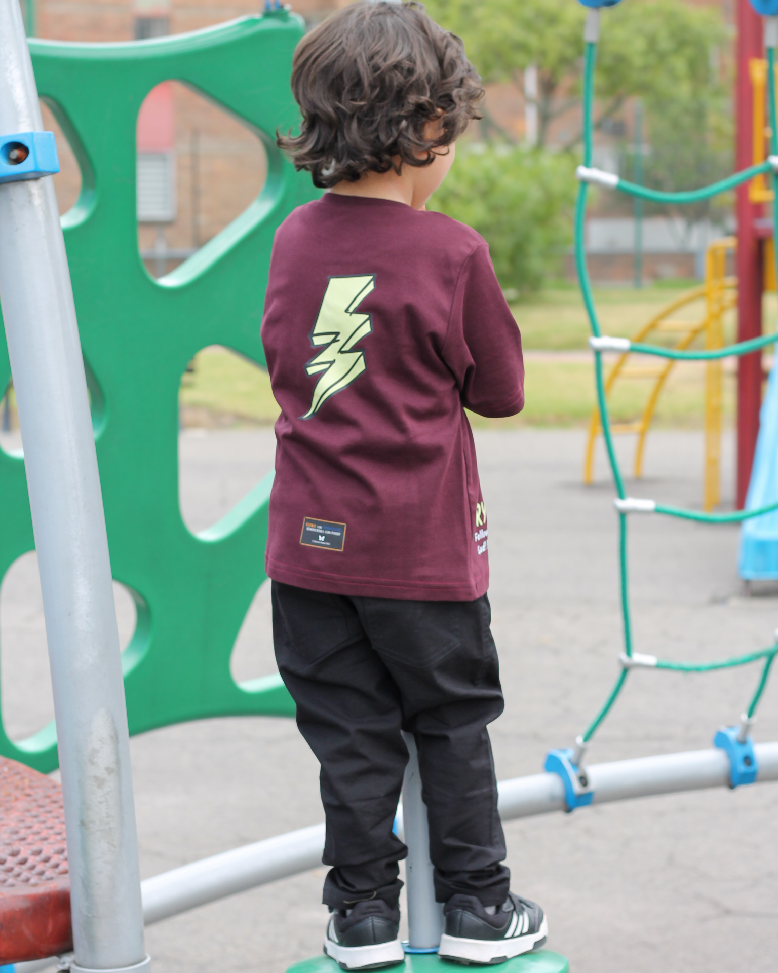 Camiseta Semi Oversize Trying