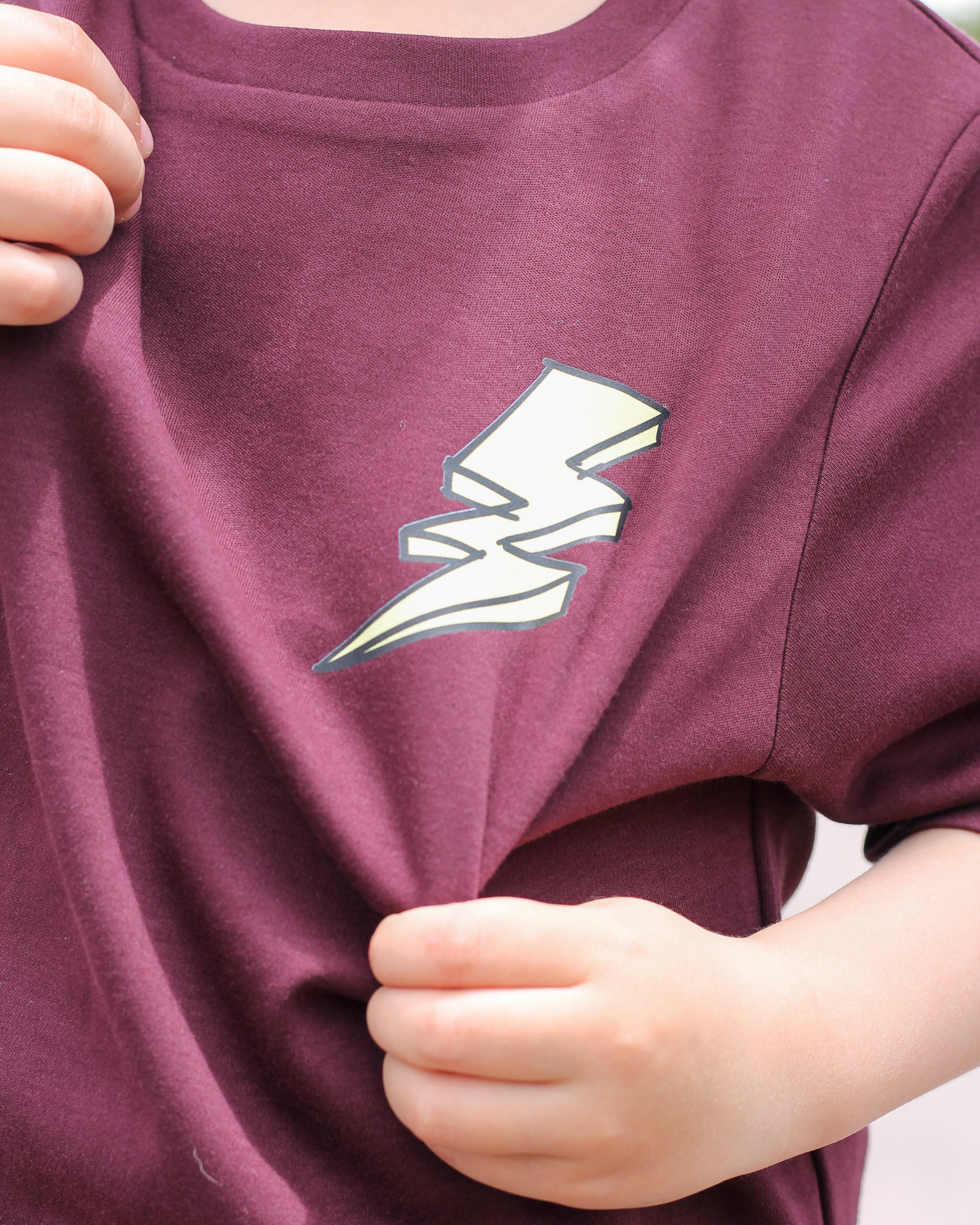 Camiseta Semi Oversize Trying para niños, tallas 4 a 6 Vino
