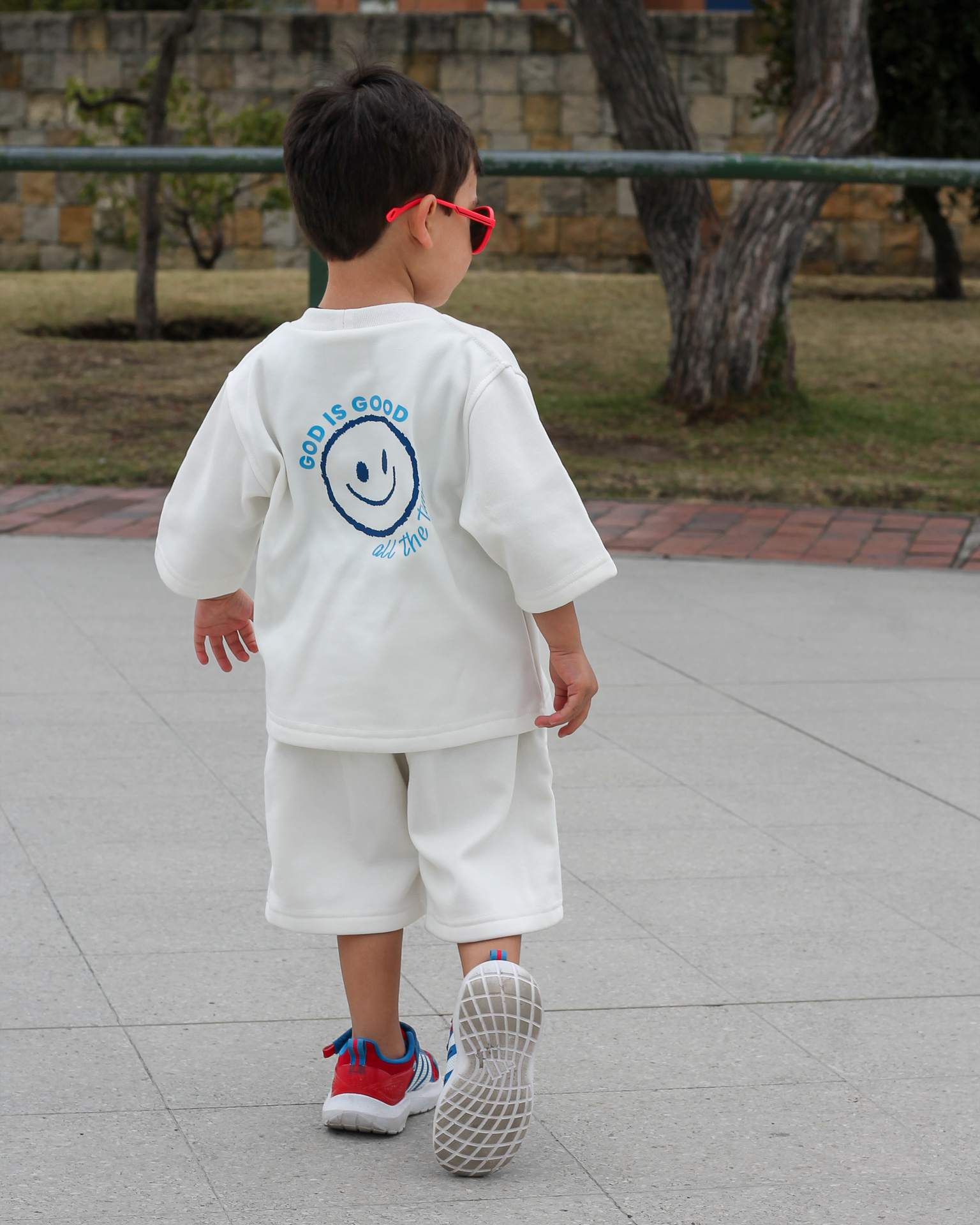 Set God is Good para niños, tallas 4 a 6 Blanco