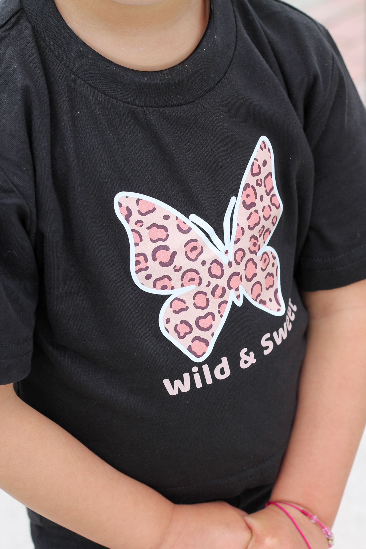 Camiseta Murcielago Wild & Sweet para niñas, tallas 4 a 6 Negro