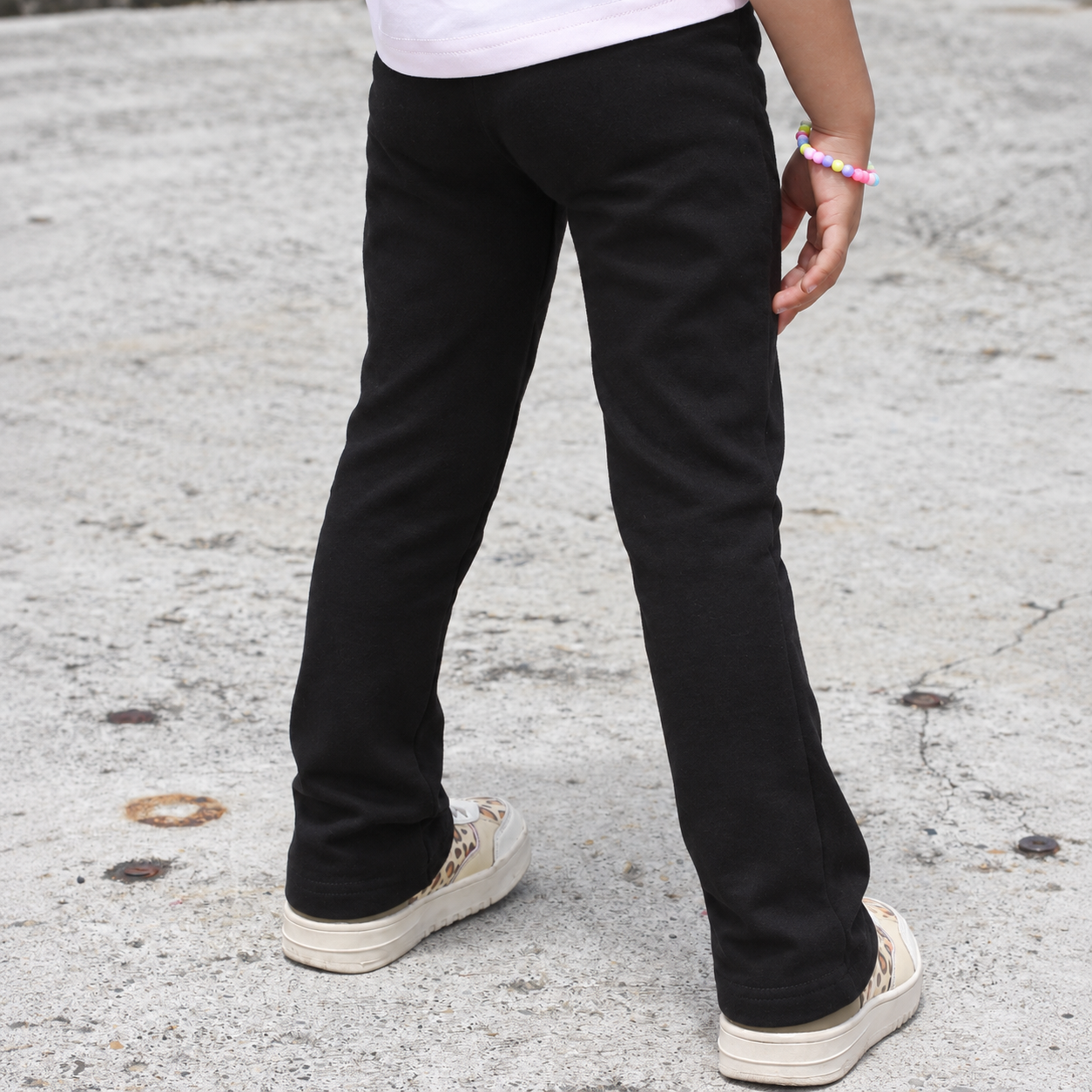 Leggins Acampanado para niñas, tallas 4 a 6 Negro